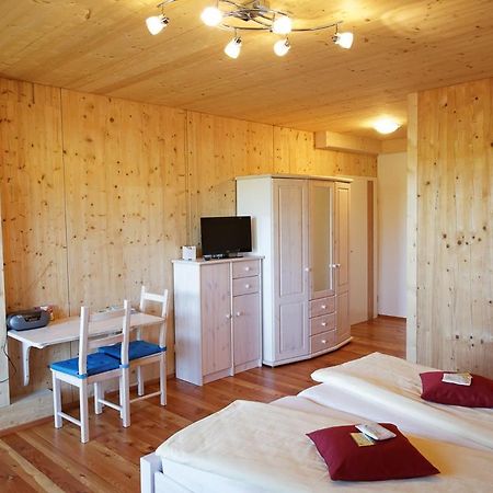 Hildegard Naturhaus Kirchberg bei Mattighofen Екстер'єр фото
