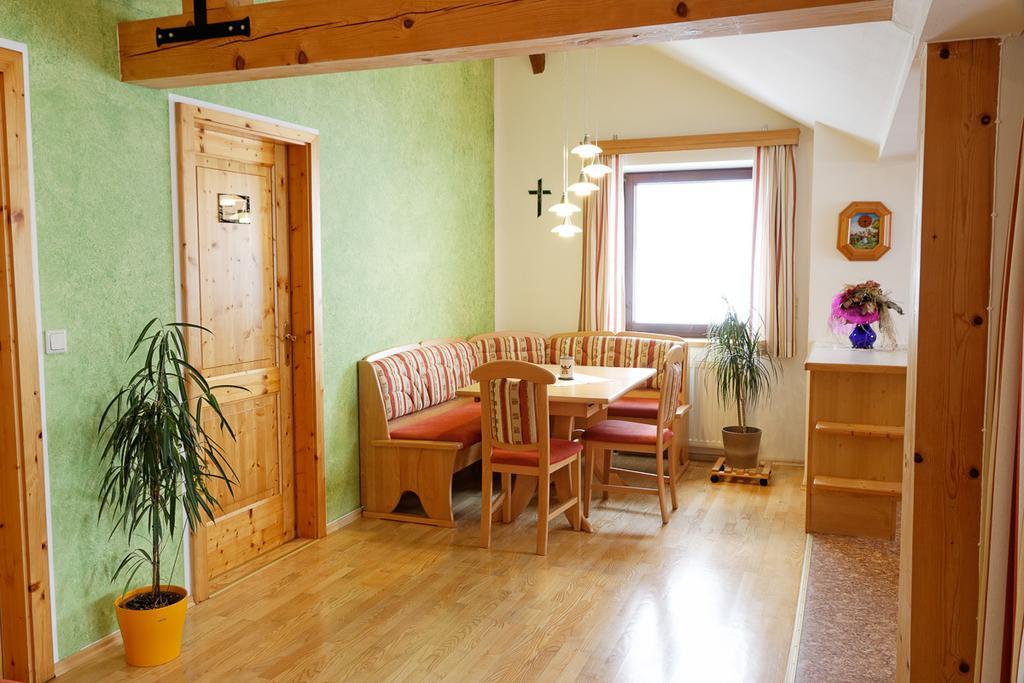 Hildegard Naturhaus Kirchberg bei Mattighofen Екстер'єр фото